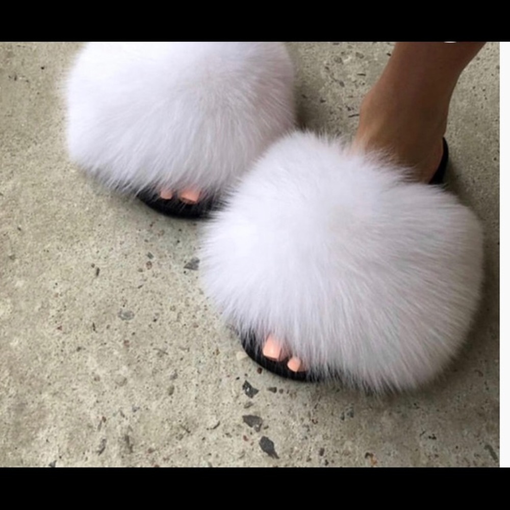 Fur slides - Picture 2 of 2